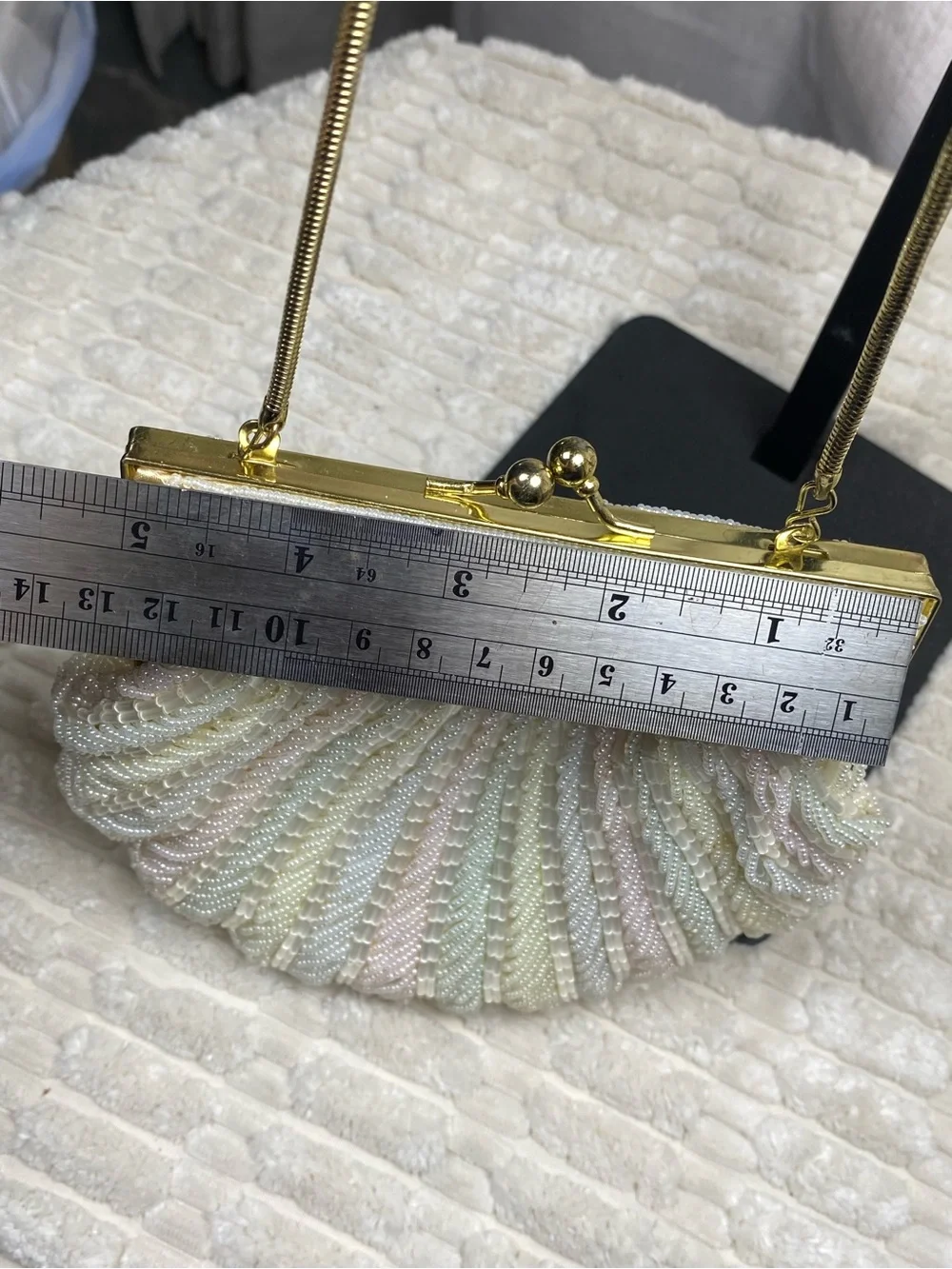 Vintage La Regale Vanessa Beaded Shell Bag Iridescent Pastel Clam Clutch Evening